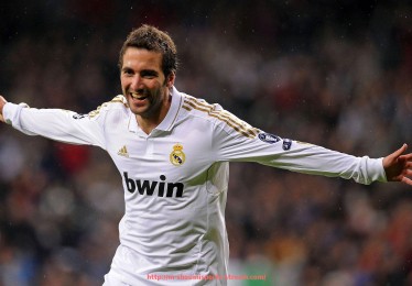 收米体育直播-CBA足球战术中大杀器球员盘点