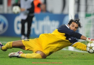 收米体育直播-火箭队2025赛季在NBA联赛中的综合表现点评